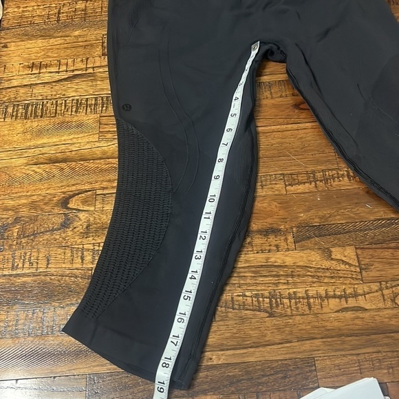 Lululemon Flow and go Crop Yoga leggings seamless carbon black - Picture 12 of 15